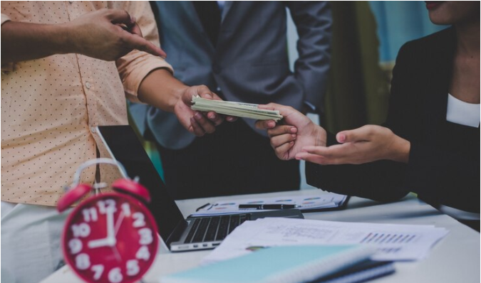 Do Insurance Adjusters Try to Lowball?